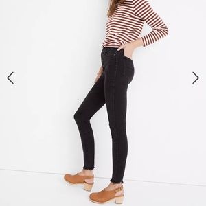 Madewell 10" High-Rise Skinny Jeans in Berkeley Black: Button-Through Edition